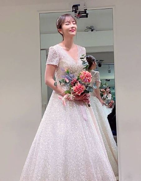  홍진영 웨딩드레스 (+결혼생각)
