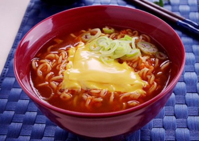  치즈라면  만드는 방법