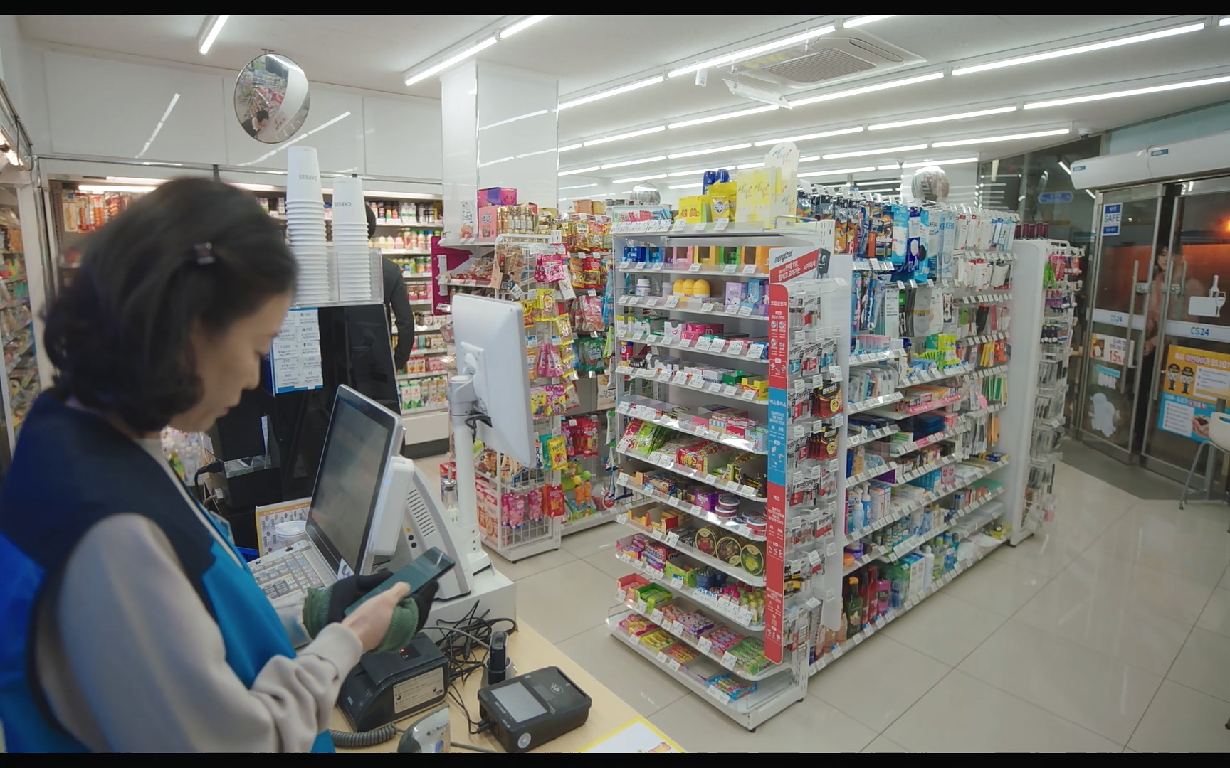 이상한 변호사 우영우.E9p.NF.WEB-DL.AAC.H264-With.mp4_20220814_164740.273.jpg