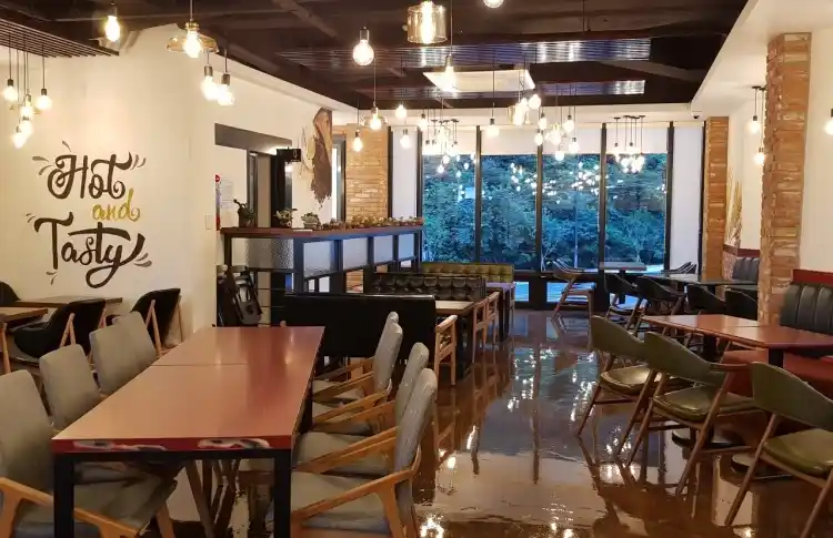 듀레 베이커리 앤 카페 남산점 가게 전경