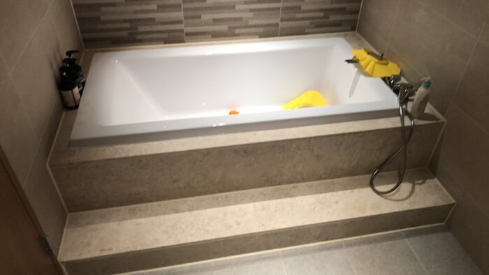 체스터톤스 욕조