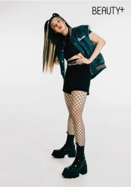 김희진 YGX 리전마에서 본업 존잘러 화보 양궁 안산 배구선수 7