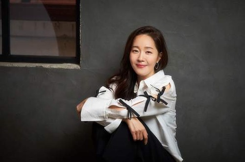  엄지원 나이 프로필 경력 결혼 출연작