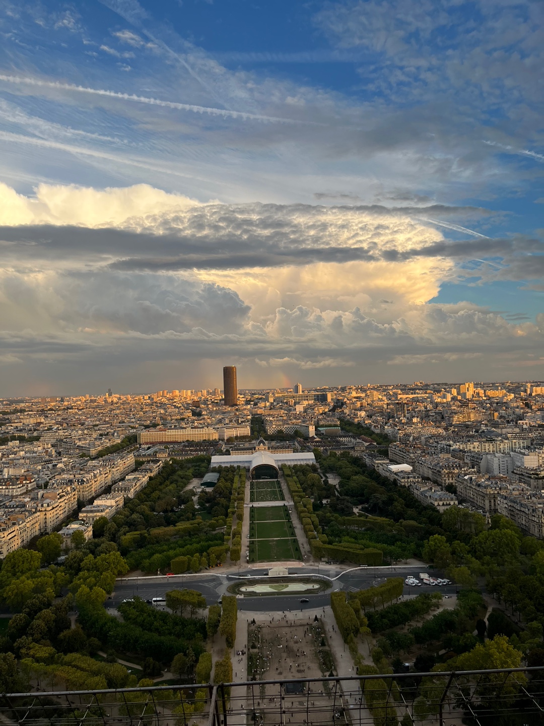 프랑스 파리 에펠탑 정상에서 바라본 풍경(7)