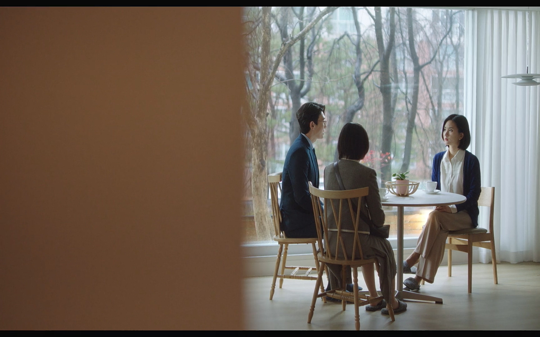 이상한 변호사 우영우.E9p.NF.WEB-DL.AAC.H264-With.mp4_20220814_164755.038.jpg