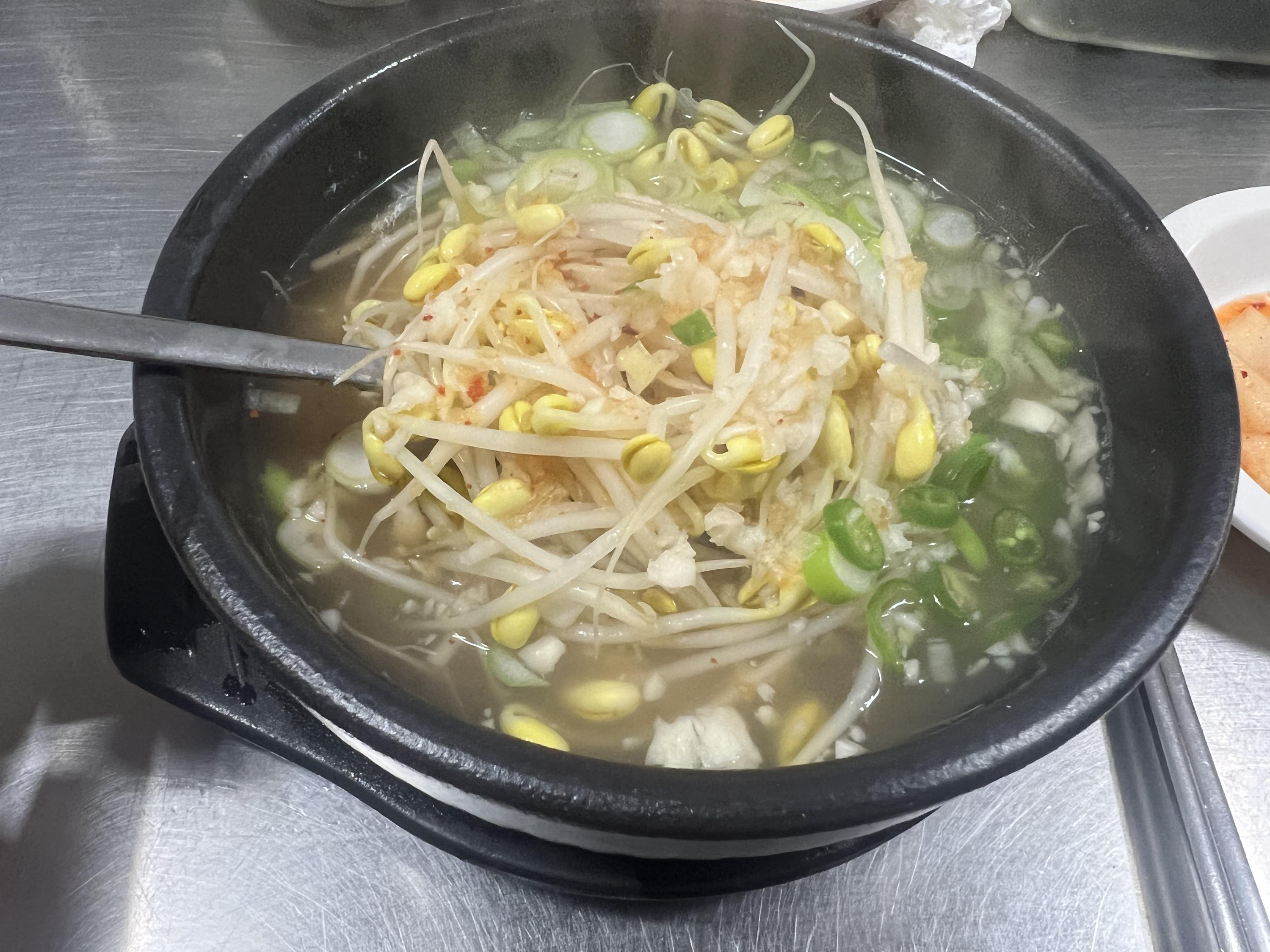 민수랜드-혜연옥콩나물국밥 한숟갈