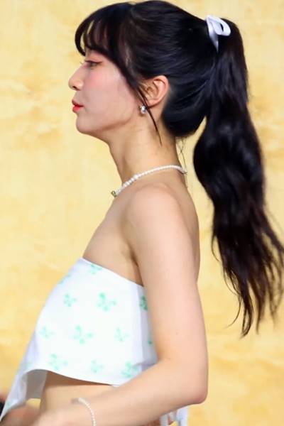시원한 오프솔더 나노 가슴골 오마이걸 유빈 OHMYGIRL Yubin