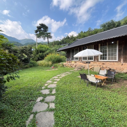 지리산 둥이네 외부