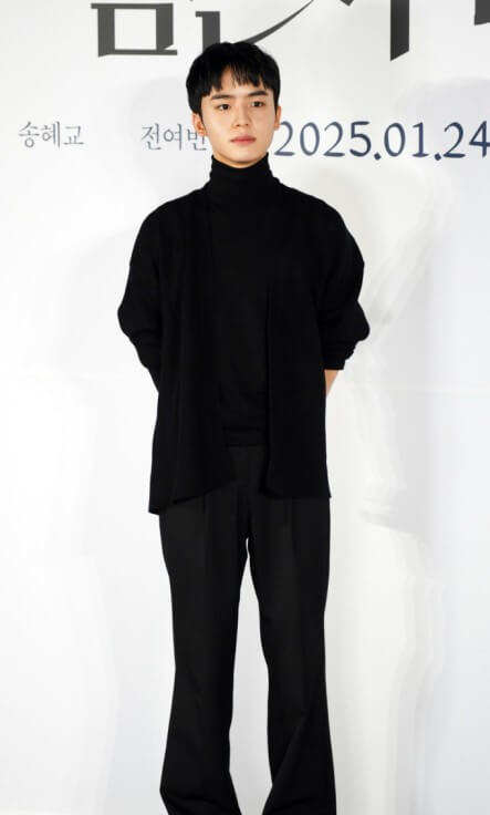 검은수녀들 문우진