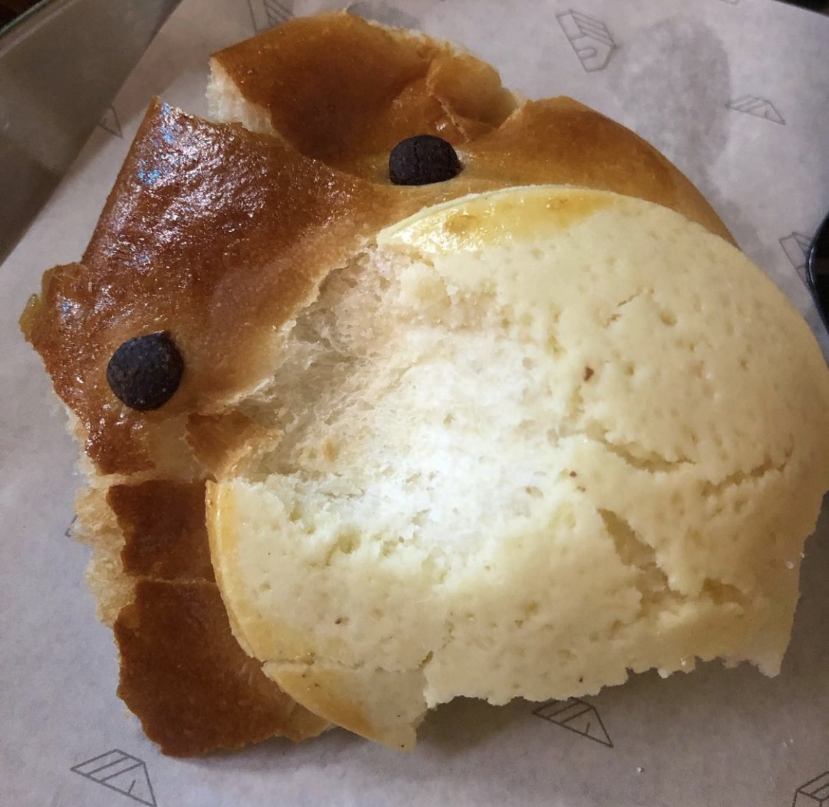 코가 없어진 곰돌이 빵