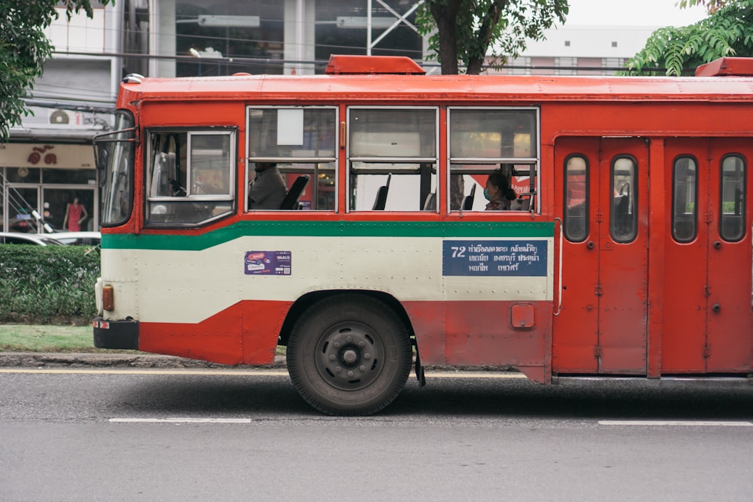 Bus.