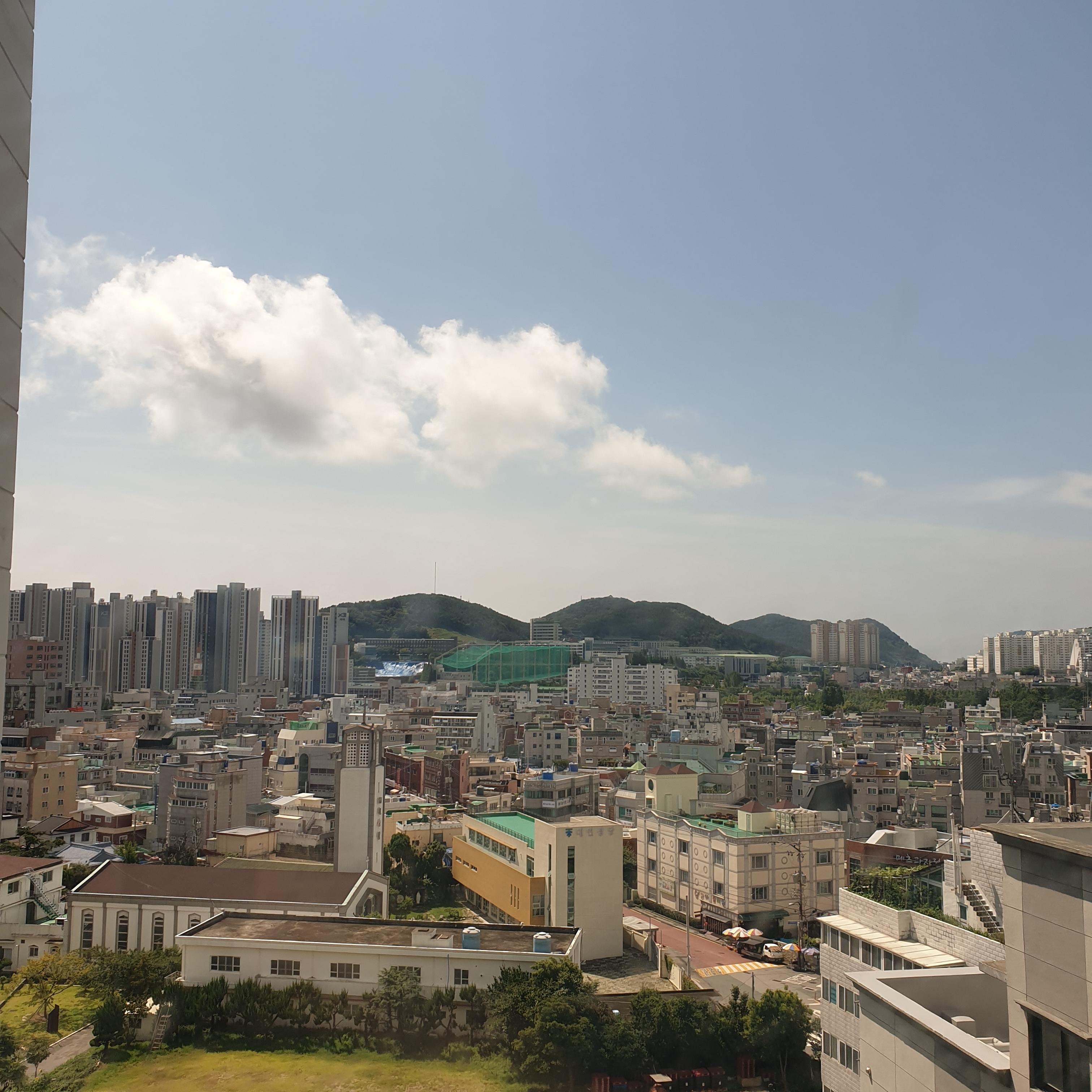  2021년 8월2일 부산날씨 /서울날씨 / 오늘부산날씨 / 오늘맑음 / 오늘부산날씨 / 부산황사 /내일부산날씨/서울내일날씨/전국황사/오늘황사