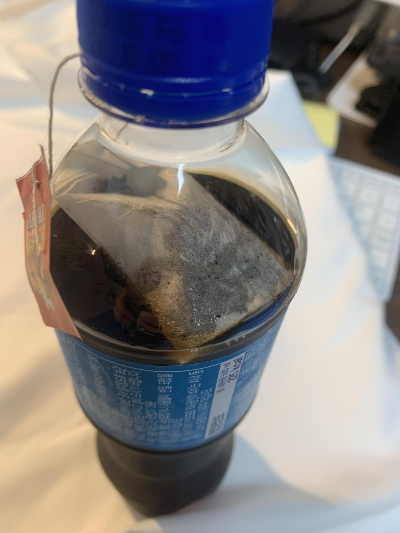  트위터에서 본 홍차 콜라 냉침을 만들어 먹어 봤습니다.