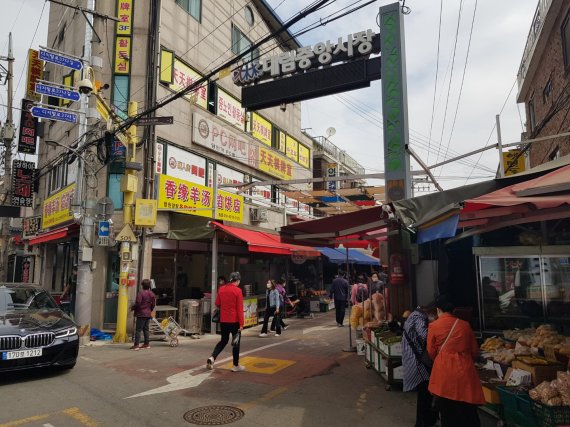  "중국 싫어요" 반중정서 확산에 불똥 튄 대림동 동포들 눈치 "우리도 뿌리는 한국인인데…"