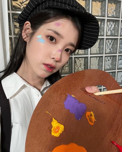  아이유 신인여우상 수상, 2관왕