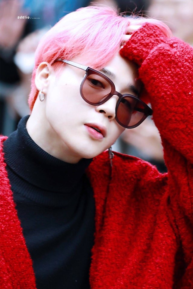  진짜 무슨 옷이든 다 소화해 버리는 지민
