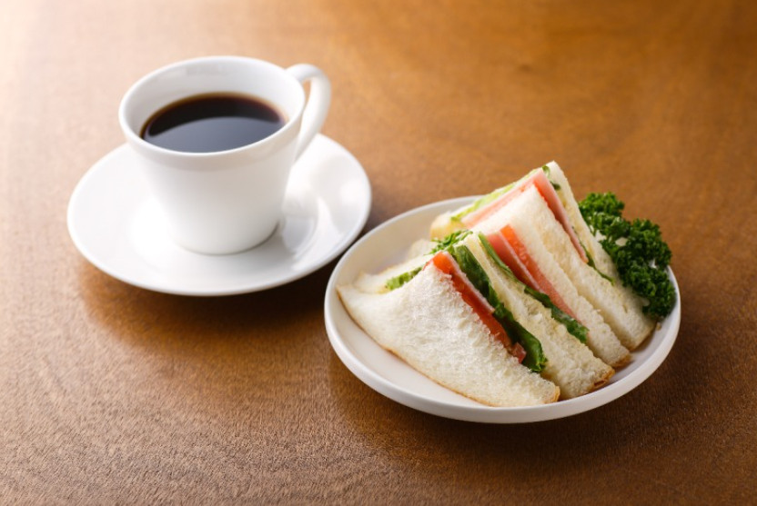 먹기 전에 고구마찜의 열량을 알아두자. 4