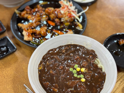 옛날전통짜장 이미지