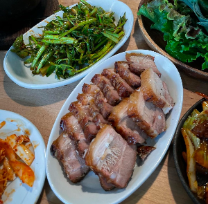 돼지고기 수육