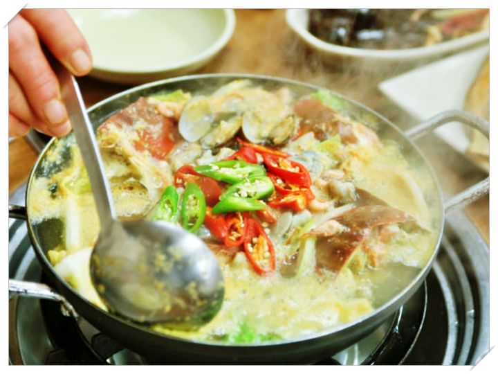  생생정보 전설의 맛 충남 태안 게국지 게불김치볶음 꽃게탕 우렁젓국 맛집 식당 위치 찾아가는 정보