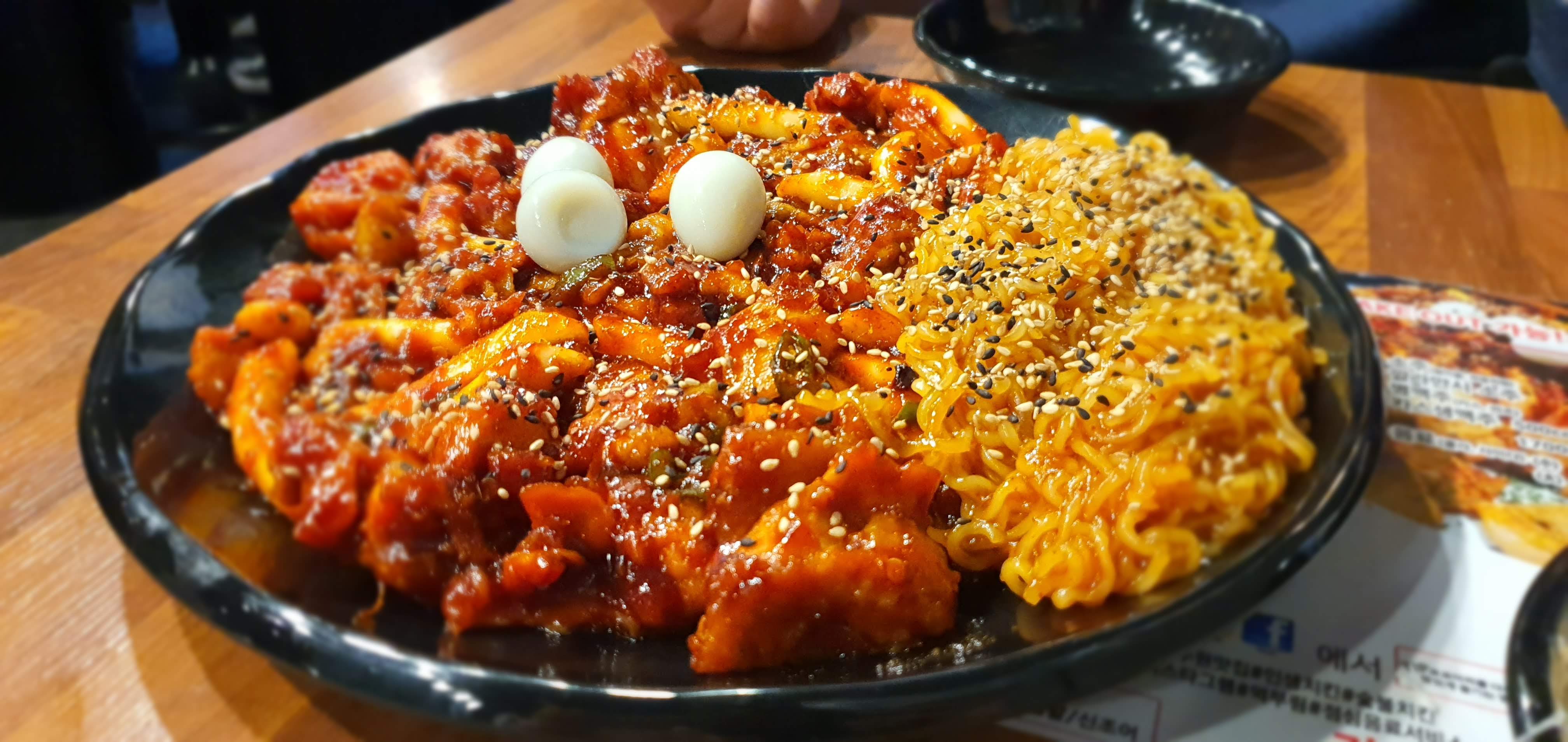 꼬꼬아찌 이미지