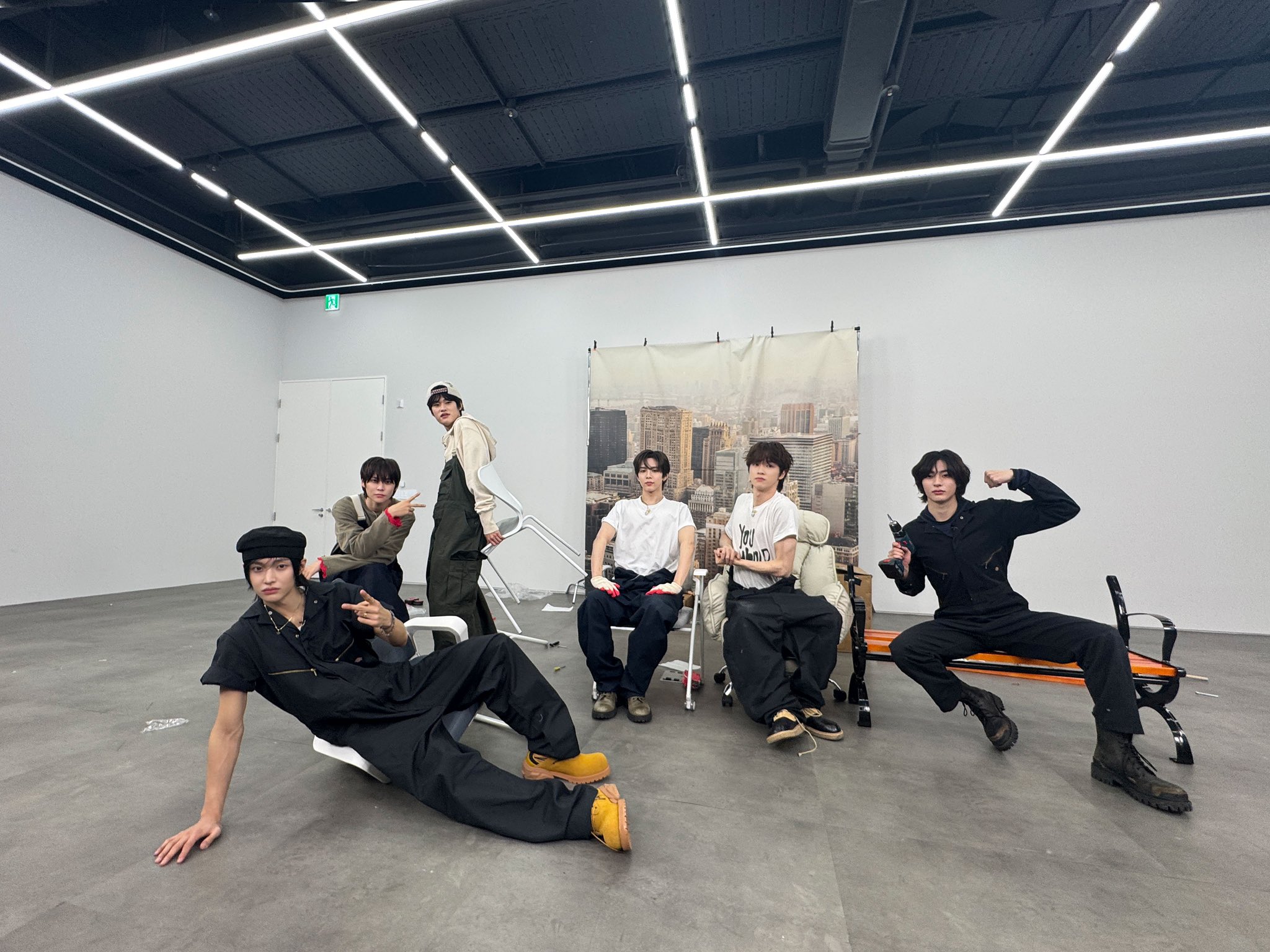 20250427위라이즈트위터공계가족사진