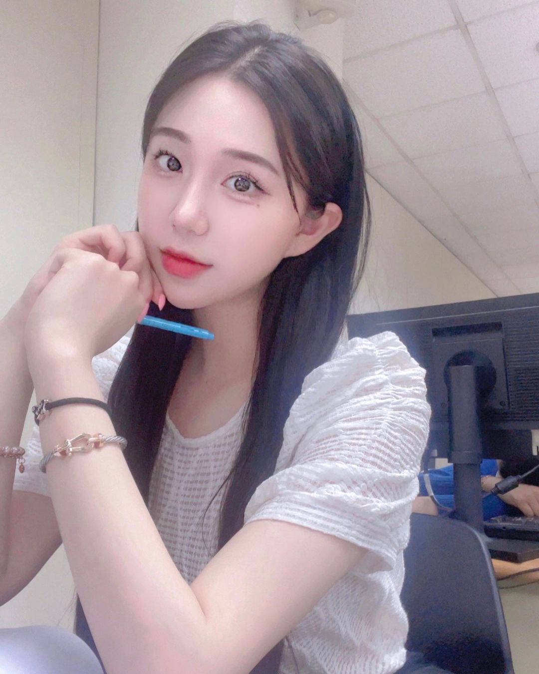  2000년생 모델 김현영 인스타그램 셀카 사진들 모음