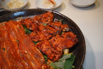 직화닭갈비 사골부대찌개