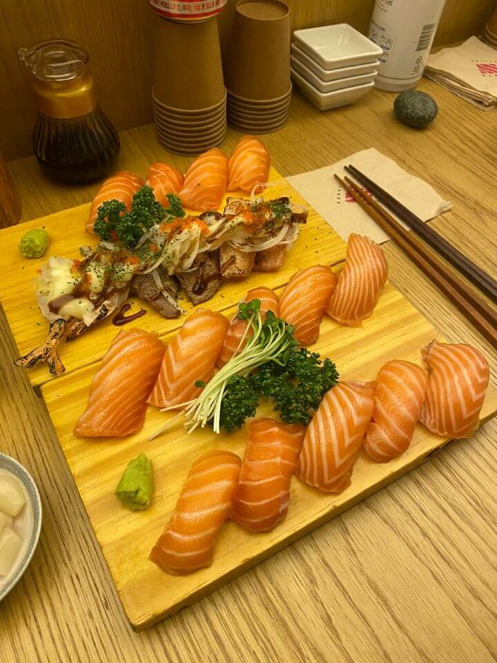  대구 동성로 초밥 대구시청 연어 맛집 센교