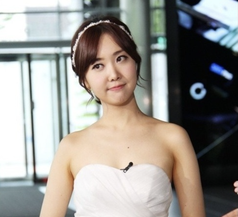  아나운서 김민지 프로필 나이 몸매 방송 활동 학력 인스타 결혼 자녀 남편 박지성