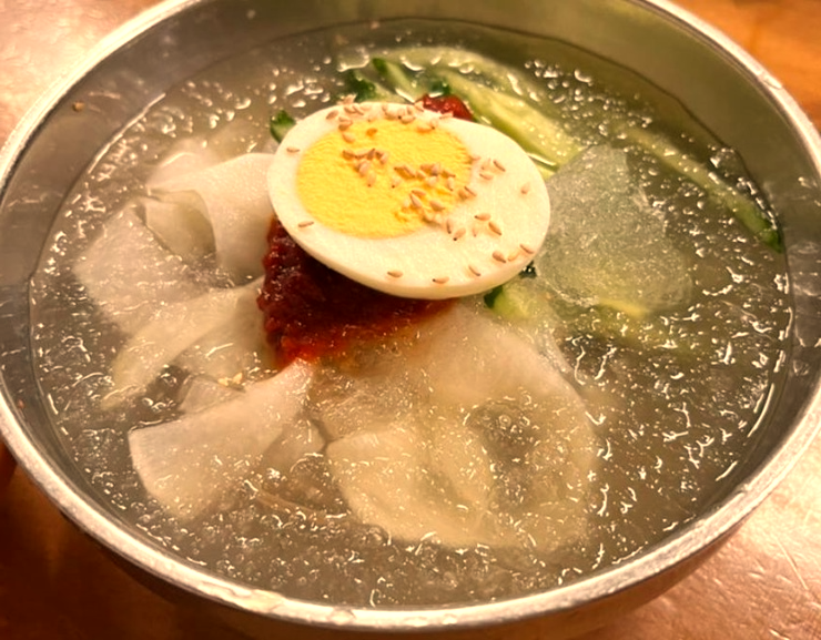 물냉면