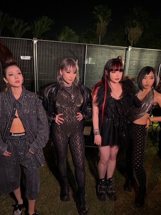  2NE1 투애니원, 미국 코첼라 밸리 뮤직 앤드 아츠 페스티벌 깜짝 무대, 재결합 임박 조짐.