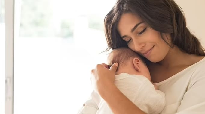  아기는 안아줄수록 건강에 좋아 Studies show you CANNOT hold your baby too much