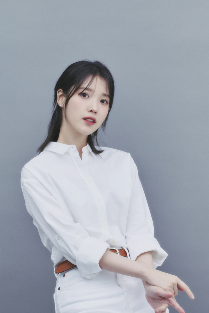  '설리·문빈 떠나보냈던' 아이유, 연예인은 직업과 자아가 분리 안되는 직업...자신만의 공간 가져라