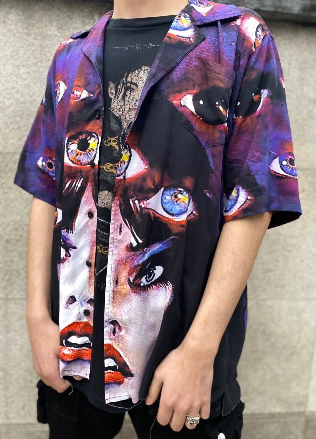  [RHUDE] 루드 멀티 아이 프린팅 숏 슬리브 반팔 셔츠