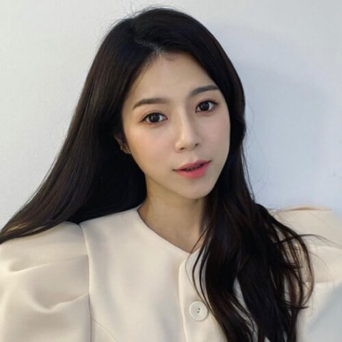 양지은 앞모습