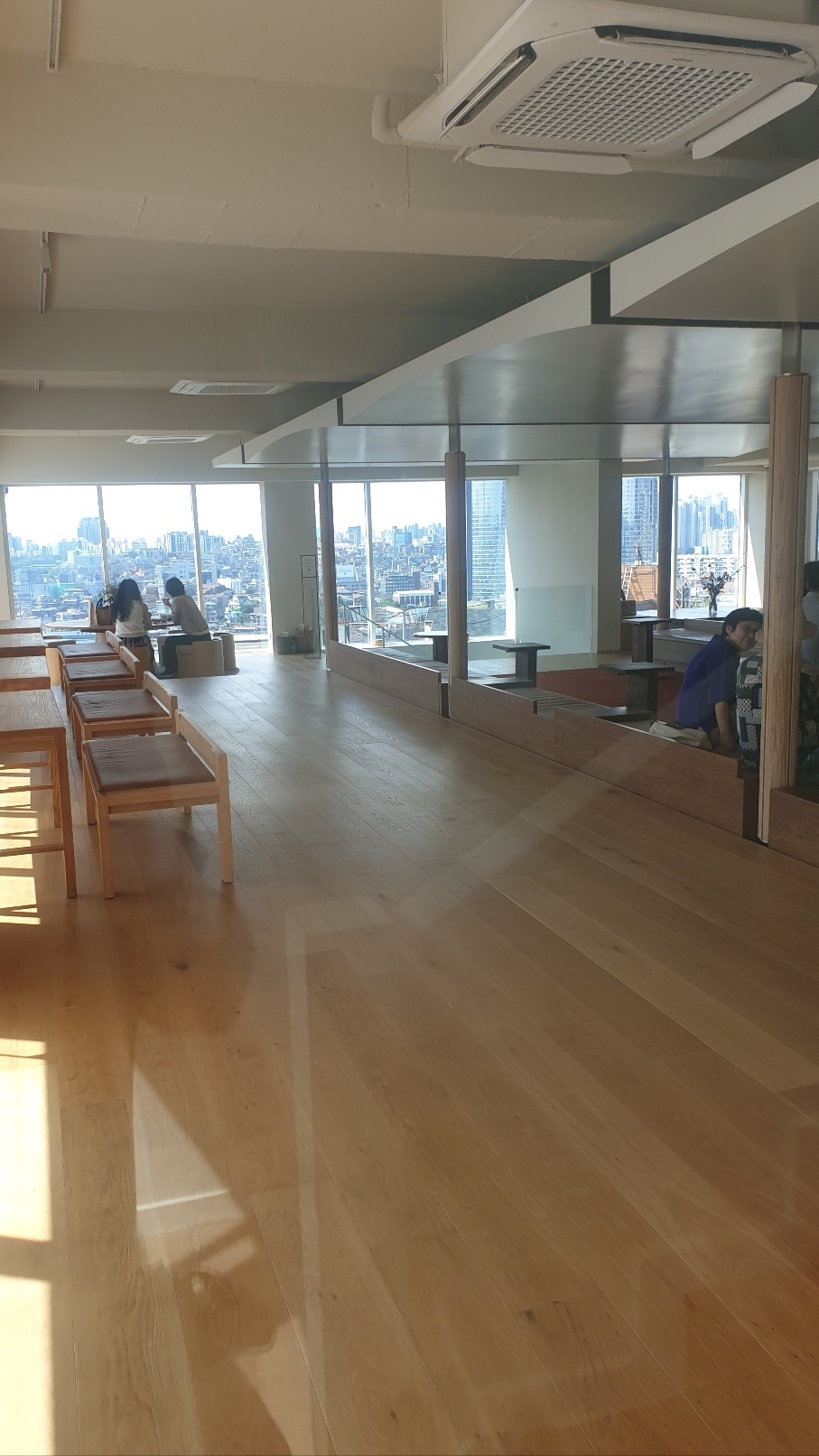 콤포타블 남산 &amp; 그랑핸드 남산