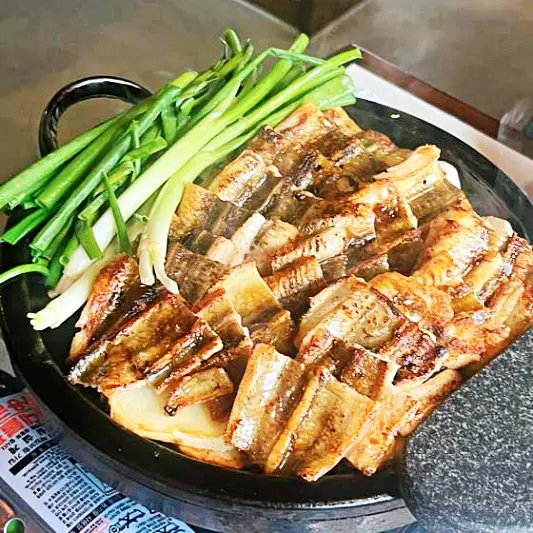  생방송투데이 용산 삼각지 1월2일 역주행 신용산역 핫플 돌판장 장어초밥, 장어매운탕 장어구이 맛집 위치