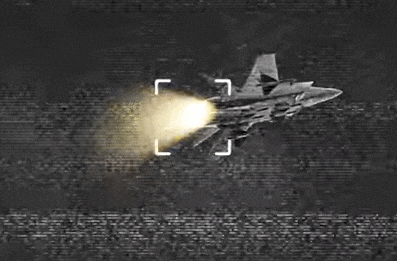 우크라이나 스팅어 대공 미사일의 러시아 SU-34 전투기 2대 격추 영상 VIDEO: Two Russian SU-34 fighter jets shot down by Ukrainian Stinger anti-aircraft missile