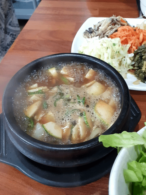 원내동 맛집 착한보리밥 보리밥정식에 나오는 된장찌개