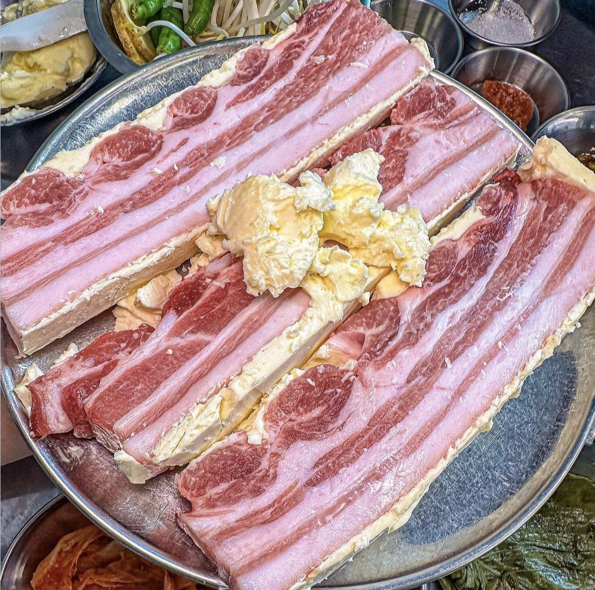 돈돼지삼겹살 이미지