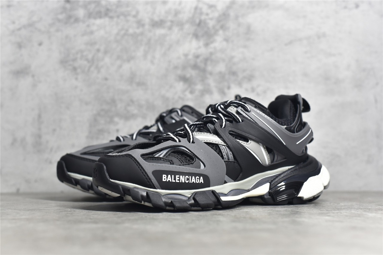  [BALENCIAGA] SG 발렌시아가 트랙 트레이너 스니커즈 3.0 블랙 그레이 542436