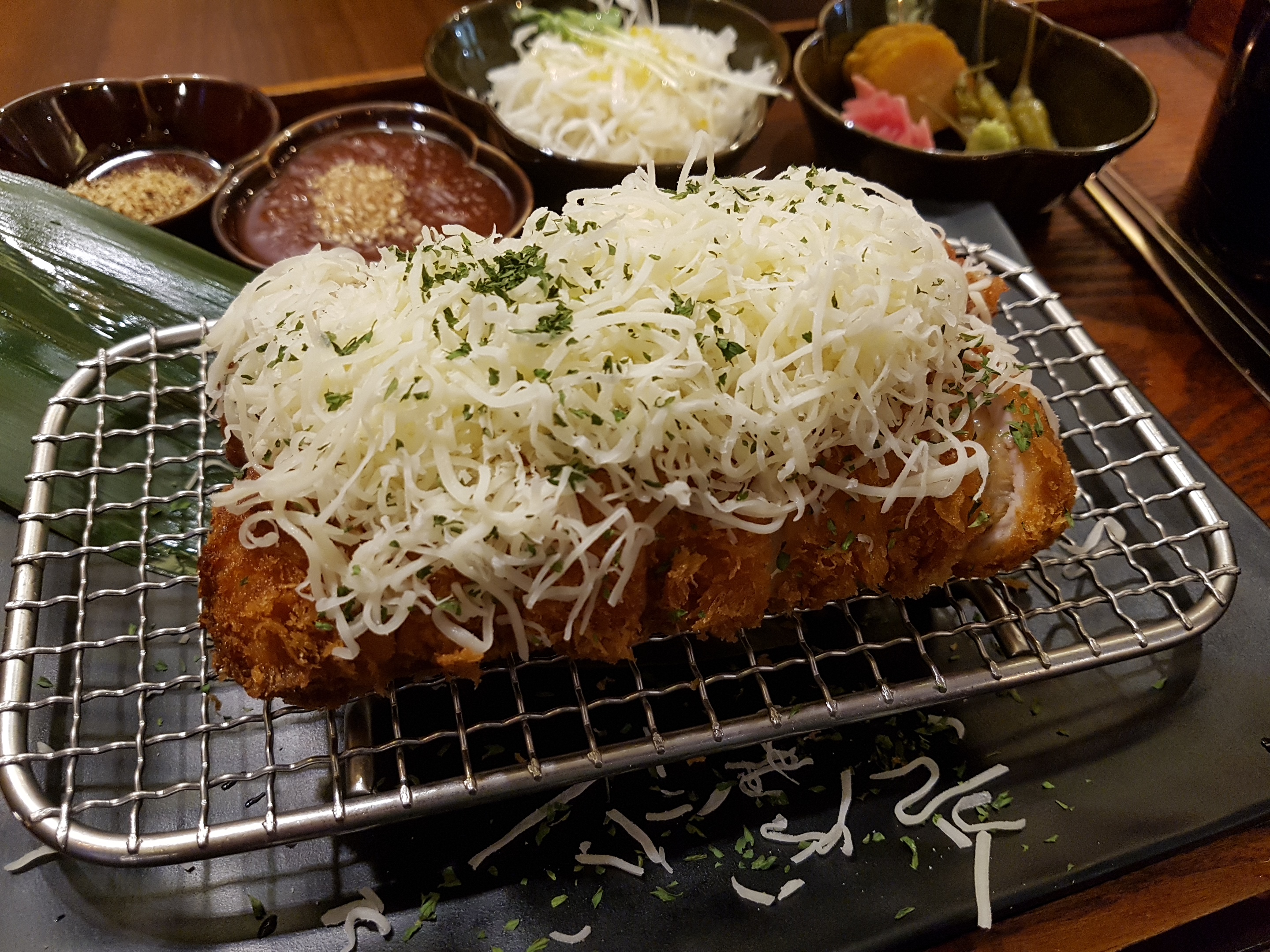 유야케도쿄 치즈돈까스