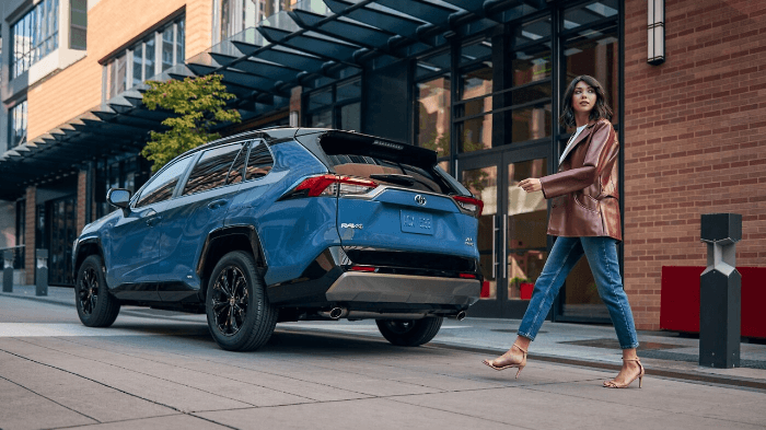 토요타 RAV4 2024