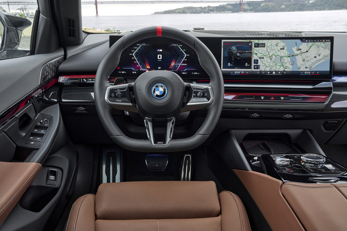 2024 BMW i7 M70