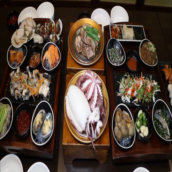  인천 부평 부평시장 맛집 향이랑 생방송 투데이 갑오징어 문어 보쌈
