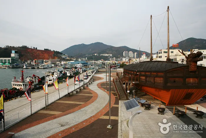 이순신 광장 전경 이미지