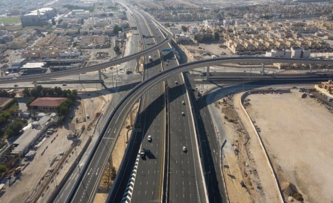 현대건설, 카타르 도하 관통 '사바 알 하마드' 도로 '알 부스탄' 구간 39개월 만 완공 VIDEO: Sabah Al Ahmad Corridor - First Cable Stayed Bridge in Qatar