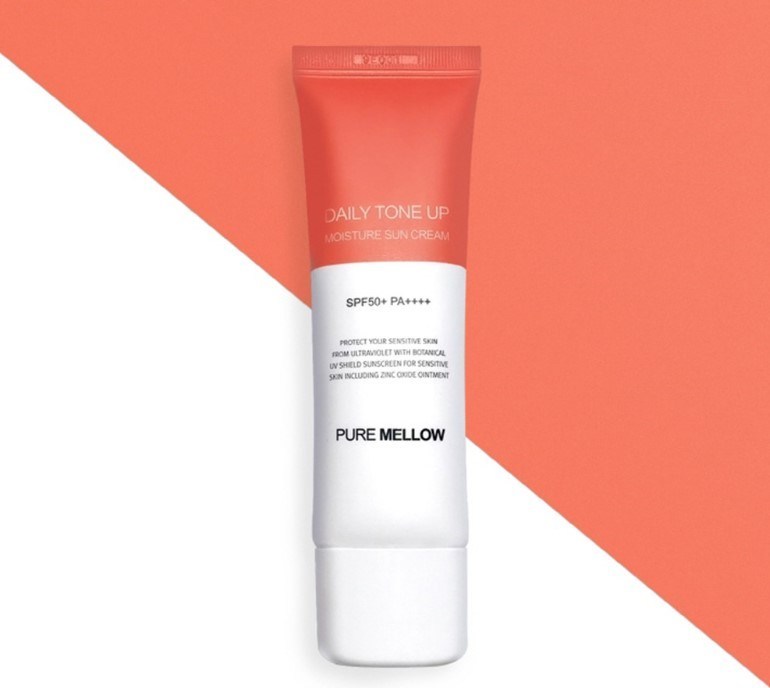 퓨어멜로우 데일리 톤업 촉촉 선크림 SPF50+ PA++++