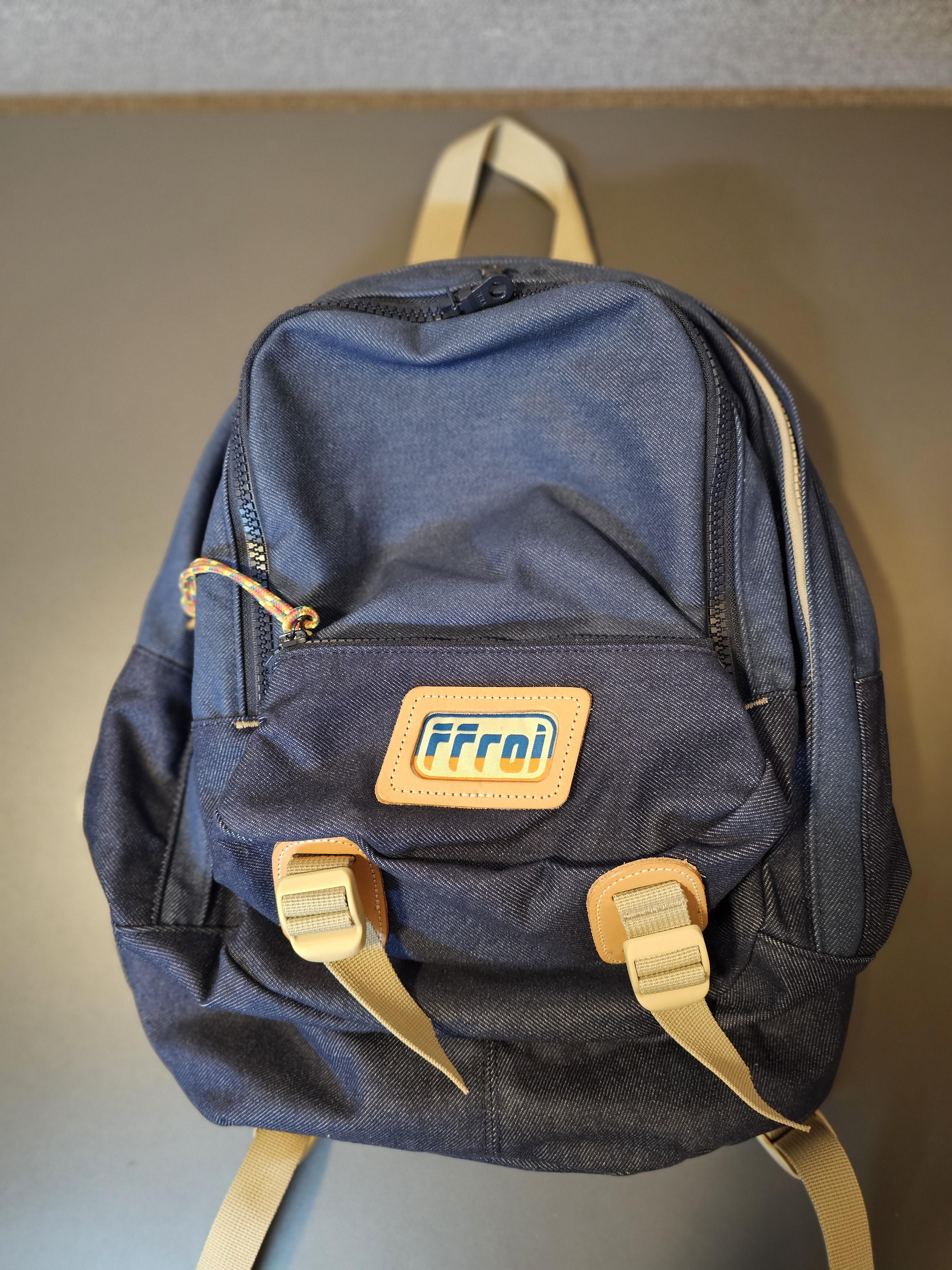 프루아 470 데님 백팩(ffroi 470 denim backpack)